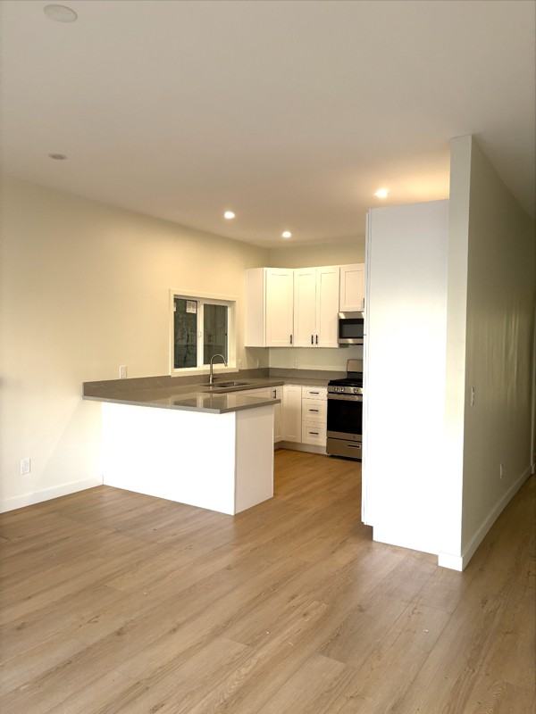 319 Laurel St #319