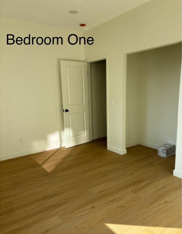 319 Laurel St #319 - Photo 4 of 10