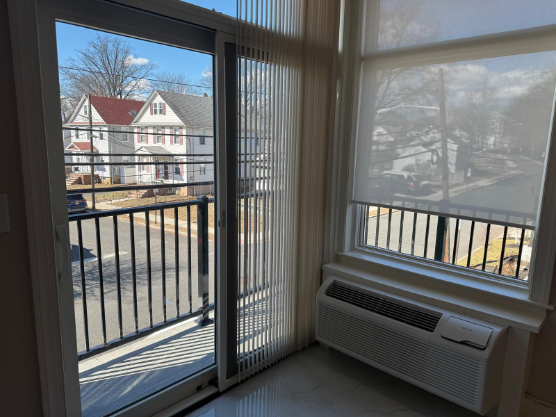 580 North Ave #403 - Photo 4 of 20