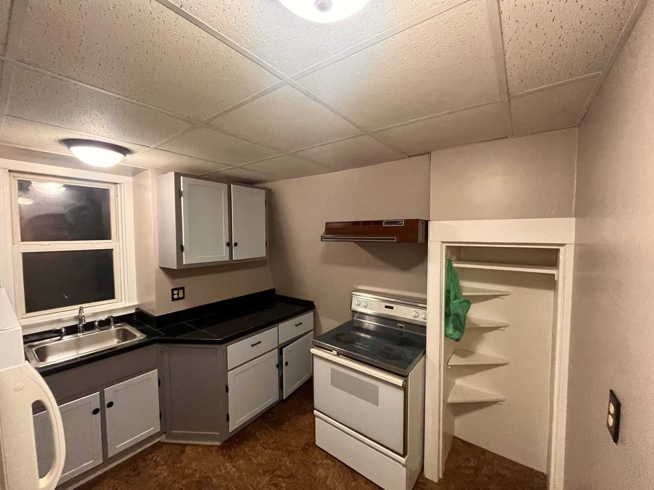 38 Miller St #2 - Photo 4 of 11