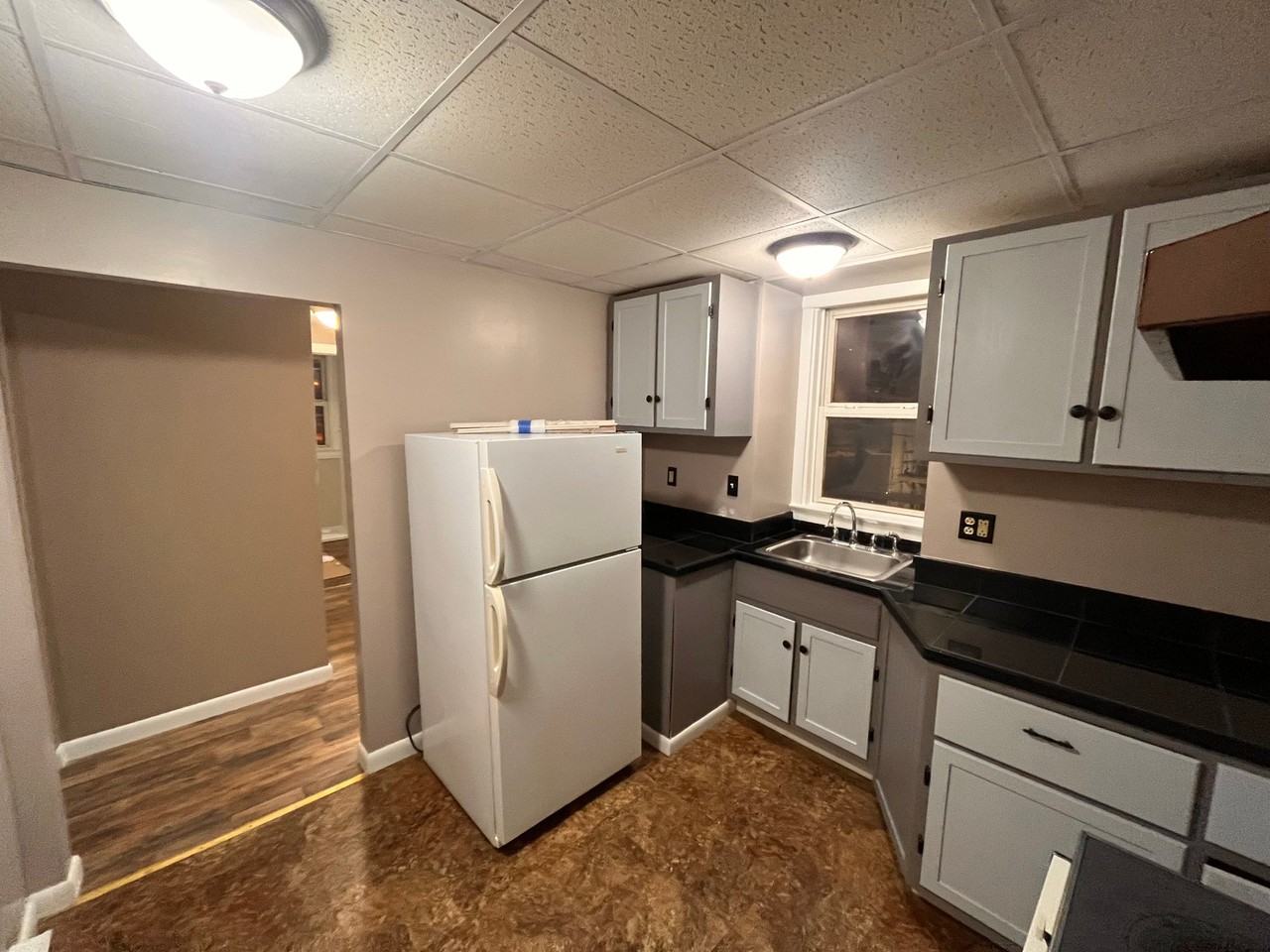 38 Miller St #2 - Photo 5 of 11