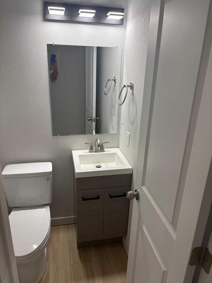 3112 N St #1 - Photo 6 of 15