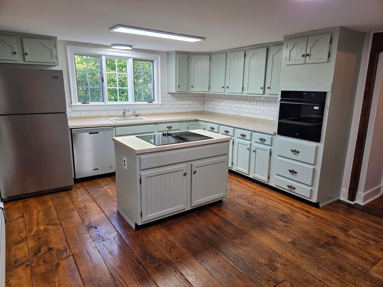 1444 Pequot Trl - Photo 6 of 20