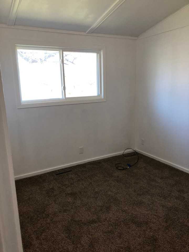 Fargo Ave #2202 - Photo 6 of 8