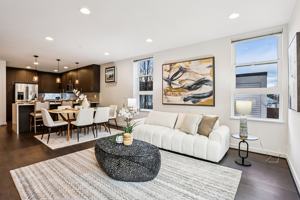 featured image of 2347 10th Ave E