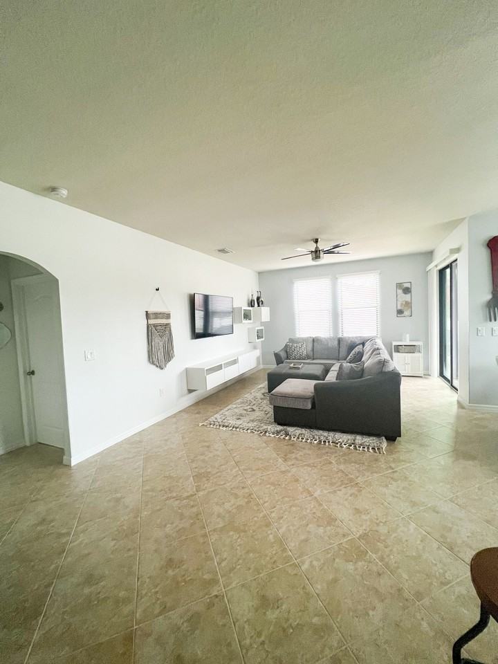 14421 Alistar Manor Dr - Photo 3 of 8