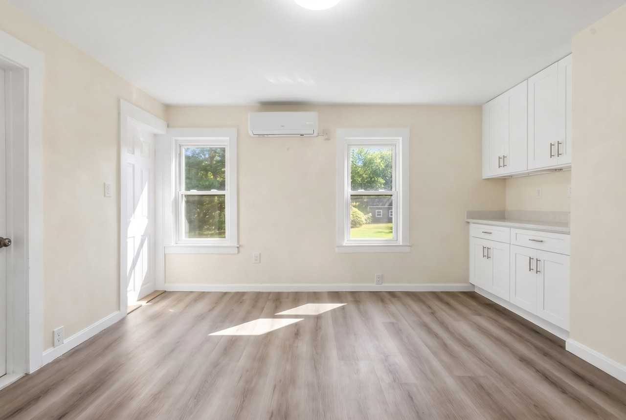 18 Aldrich Rd #1 - Photo 4 of 18