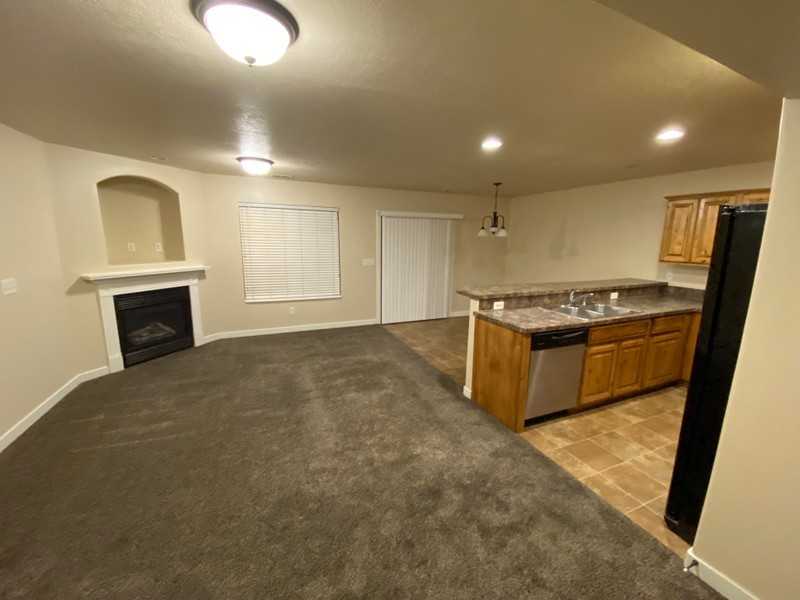 2080 Evans Cove Loop - Photo 3 of 34