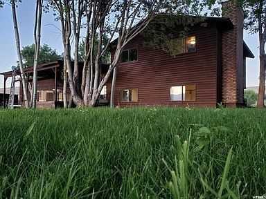 3838 S Crazy Acres Rd - Photo 4 of 12