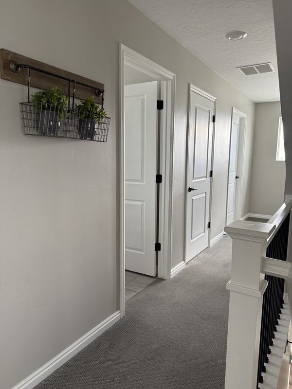 104 E Polaris Dr - Photo 6 of 18