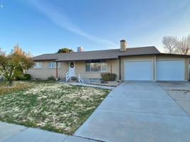 featured image of 4945 W Choctaw Ave