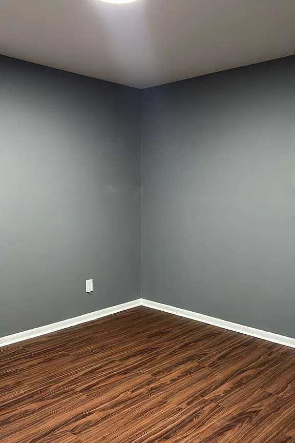 16801 Langly Ave - Photo 2 of 5