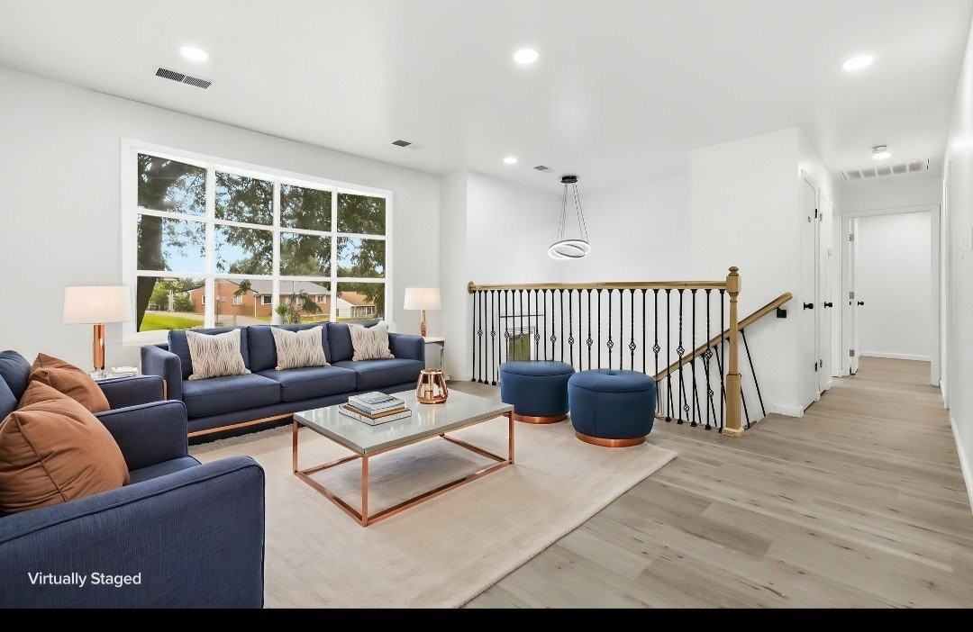129 Catawba Pl - Photo 2 of 20