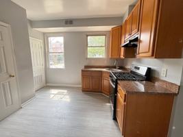 featured image of 366 11th Ave #1R