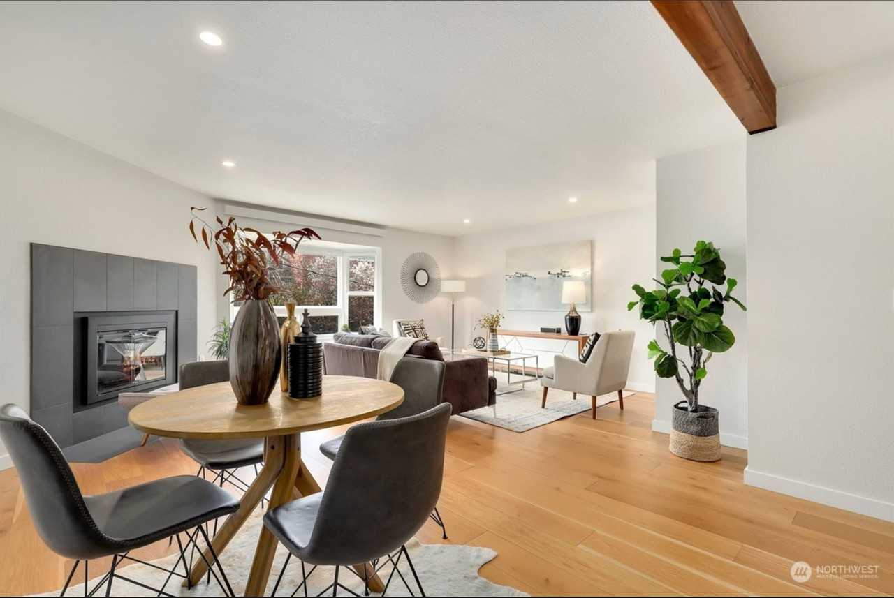 210 Boylston Ave E #205 - Photo 4 of 21