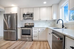 7934 20th Ave Sw - Photo 1 of 1