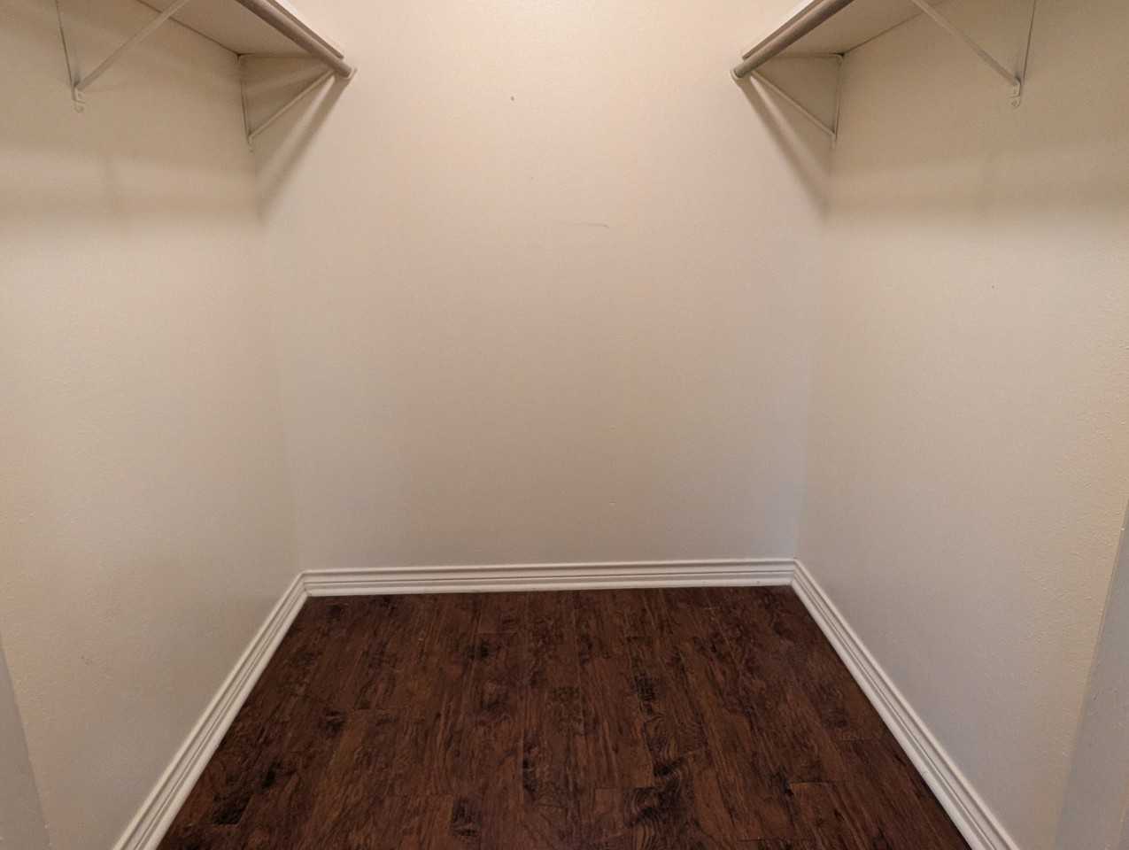 1806 Treehouse Trl #B4 - Photo 3 of 12