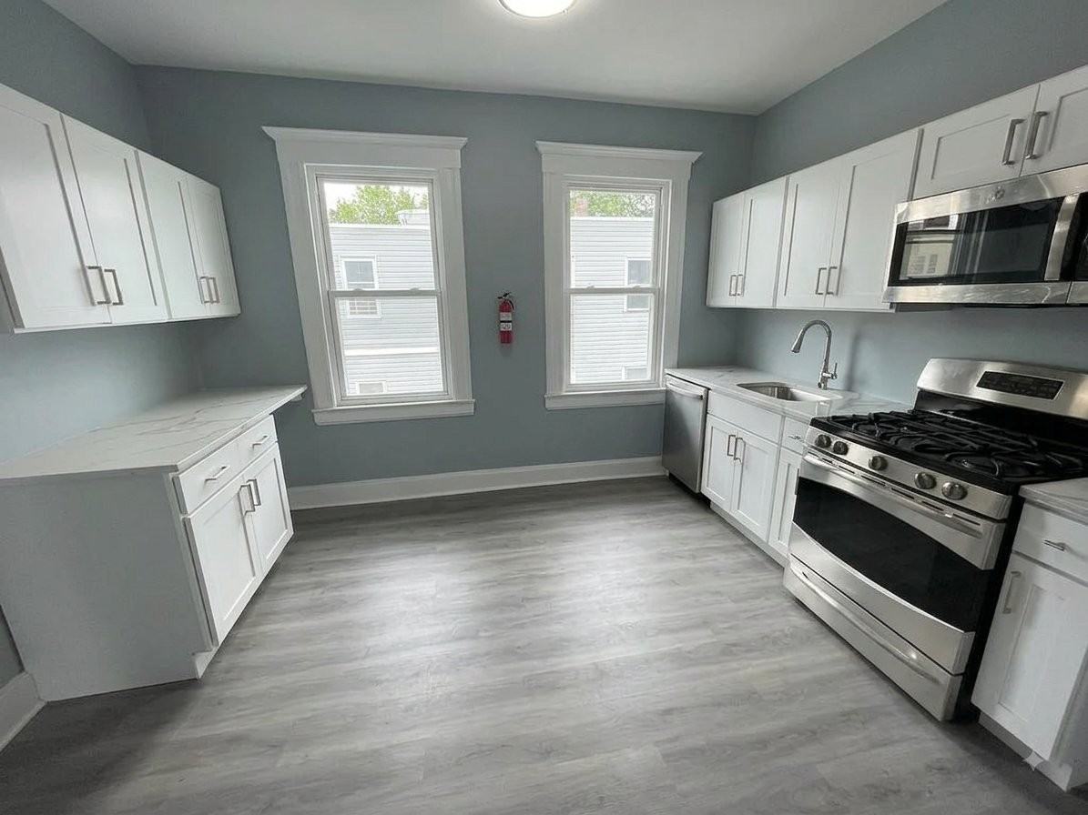 332 Hamilton Ave #2 - Photo 3 of 8