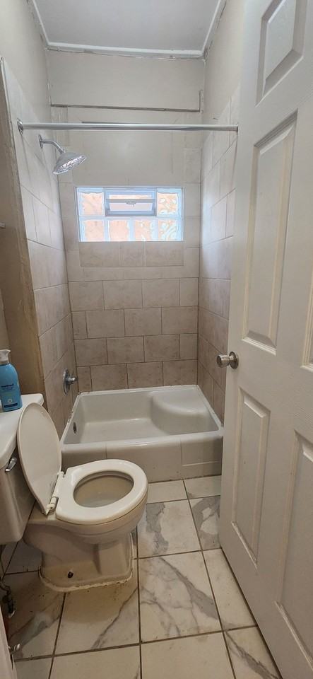 414 Perrin St #1 - Photo 4 of 11