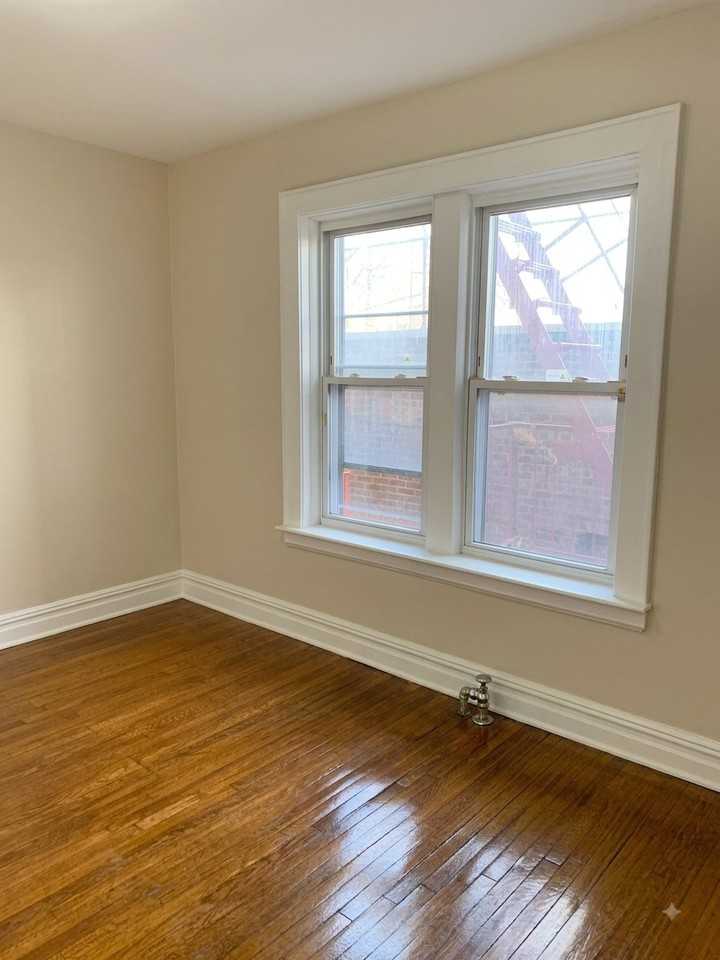 96 Hillcrest Ter #5 - Photo 4 of 8