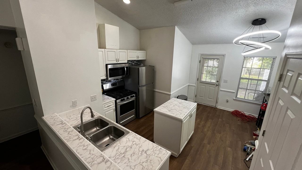 3866 W Wilson St #A - Photo 3 of 6