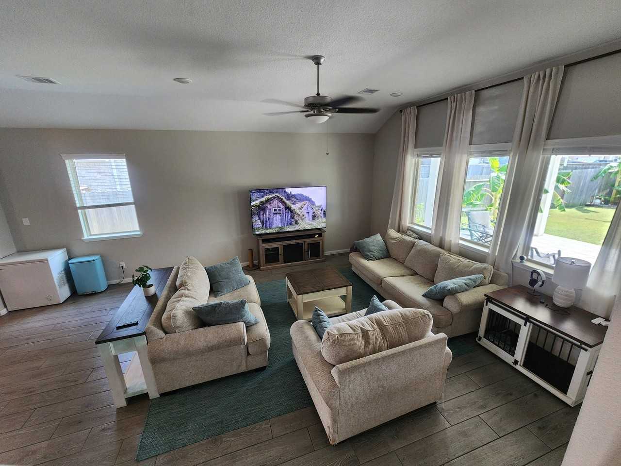 7607 Sirocco Ln - Photo 5 of 20