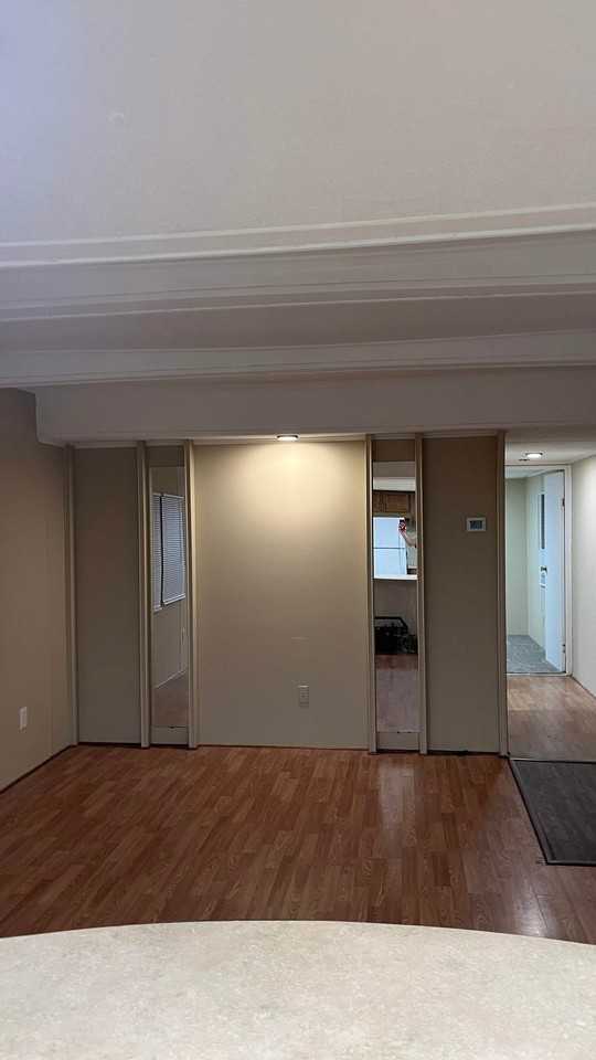 606 S Oak Forest Rd - Photo 3 of 14