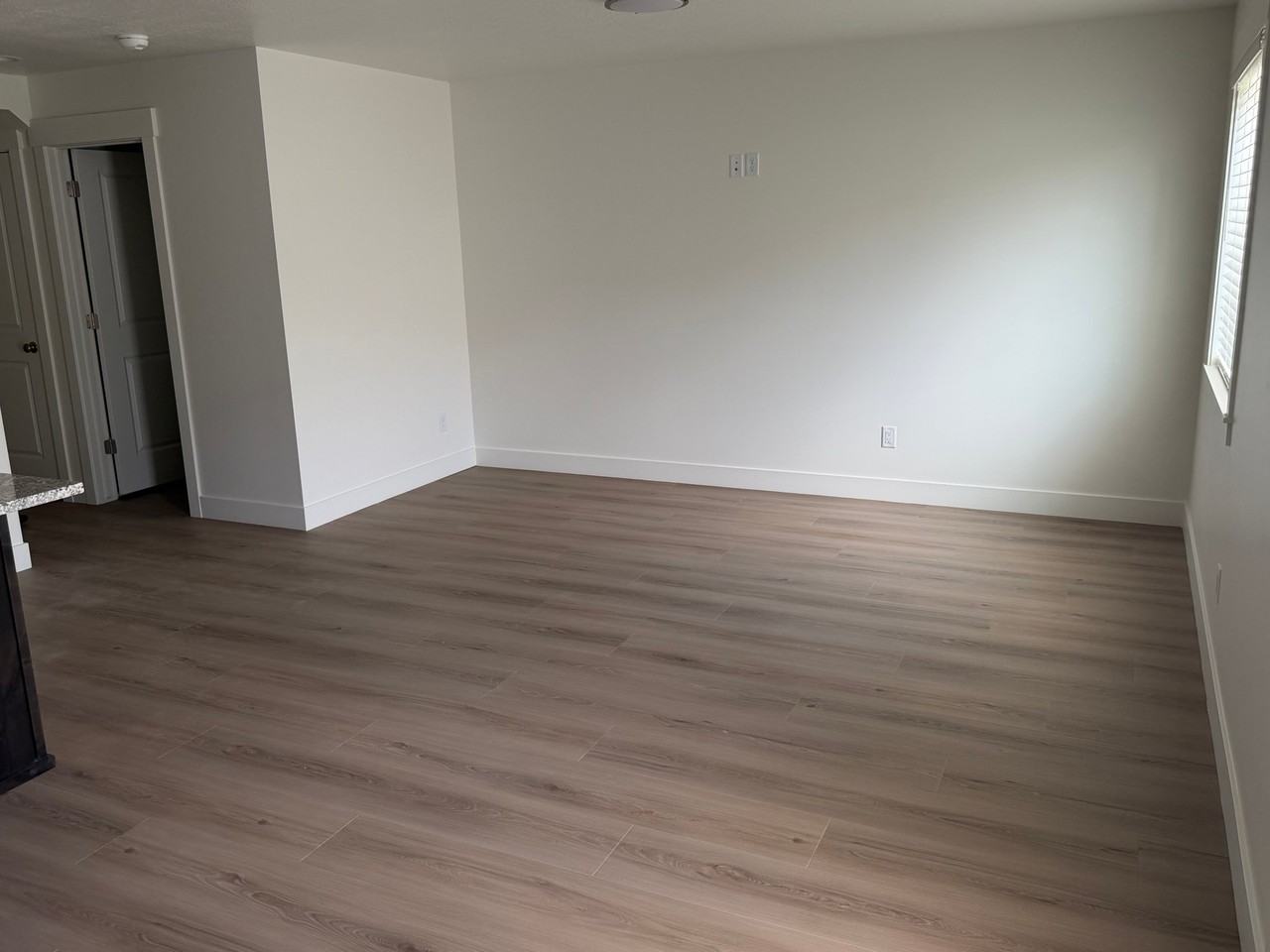 2070 Ne #32 - Photo 3 of 15