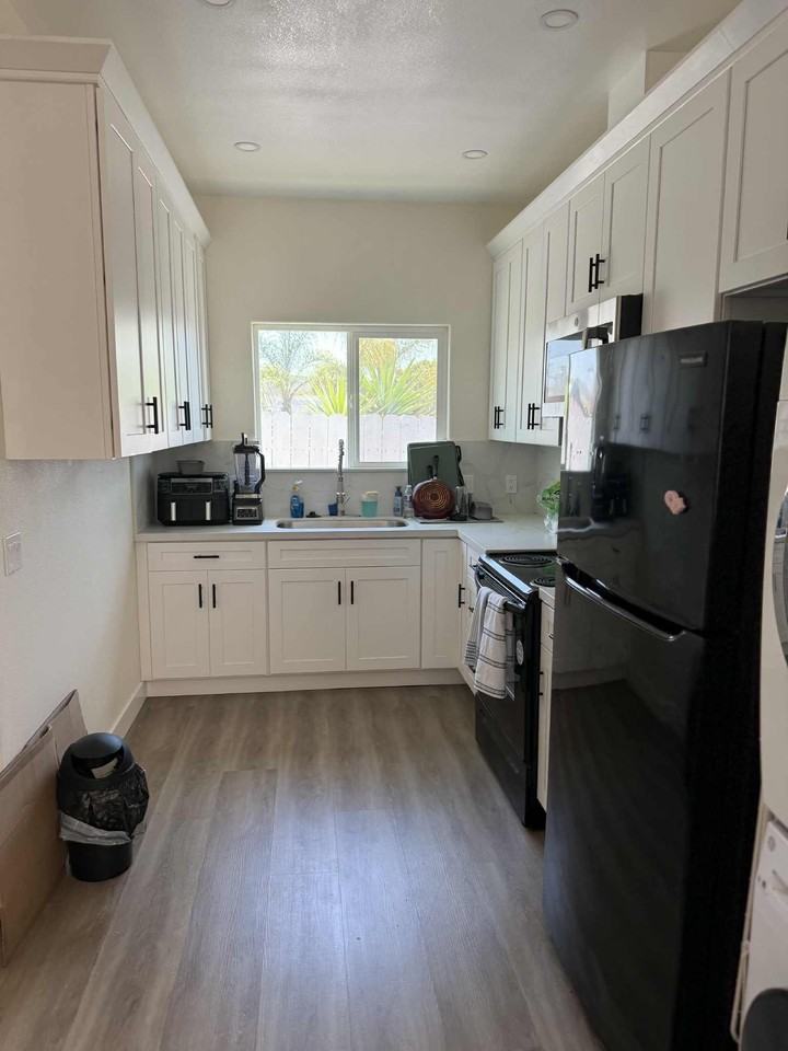 11467 Westonhill Dr #11467 - Photo 4 of 13