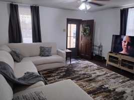 featured image of 839 Locust St