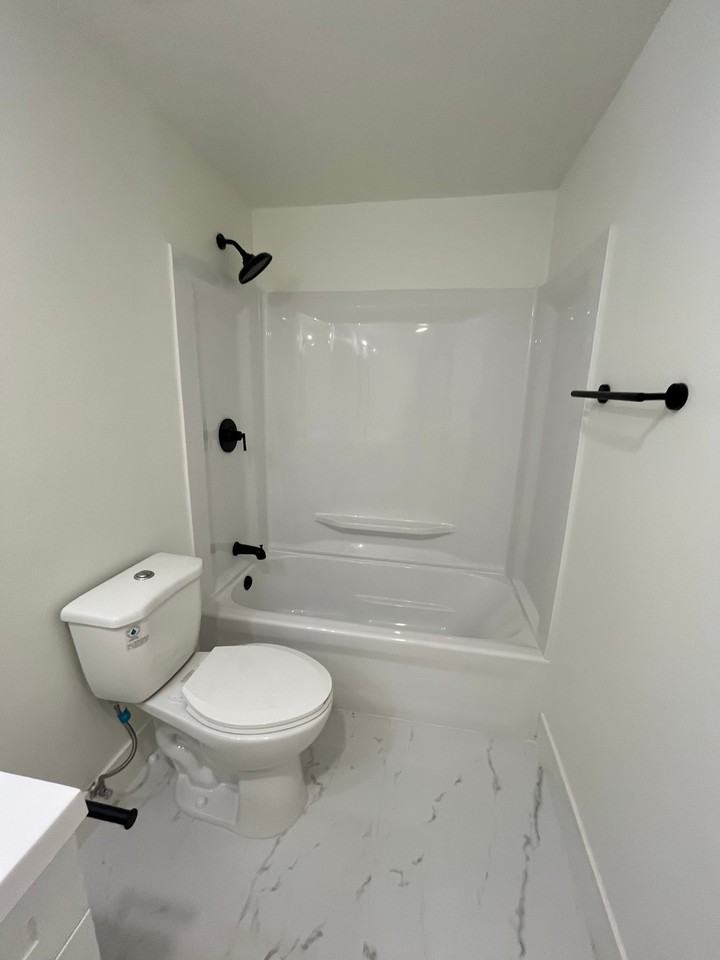 950 N Walnut St #15 - Photo 5 of 13
