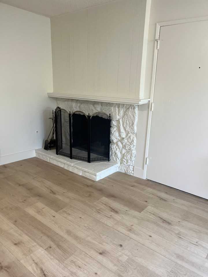 950 N Walnut St #15 - Photo 6 of 13