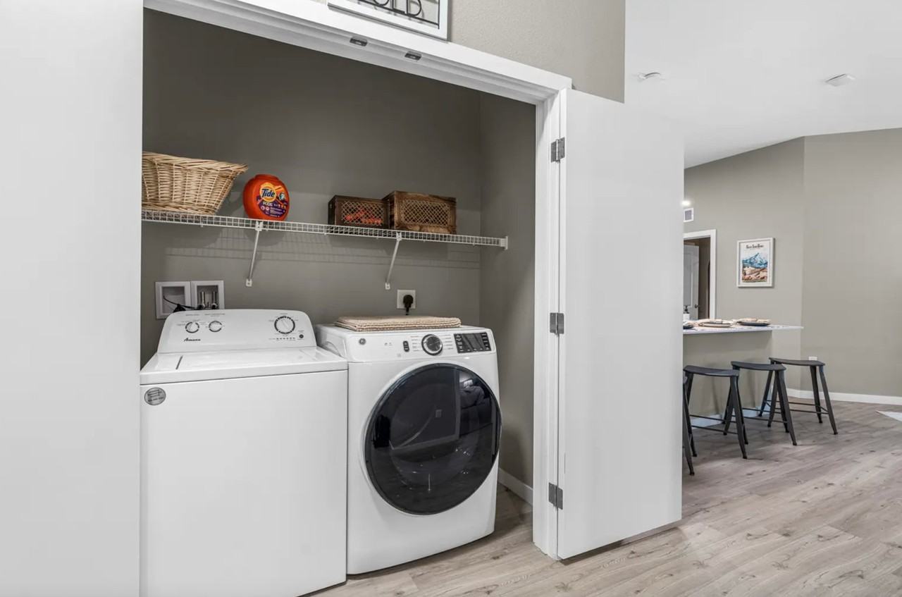 775 W Lake St #2310 - Photo 4 of 16