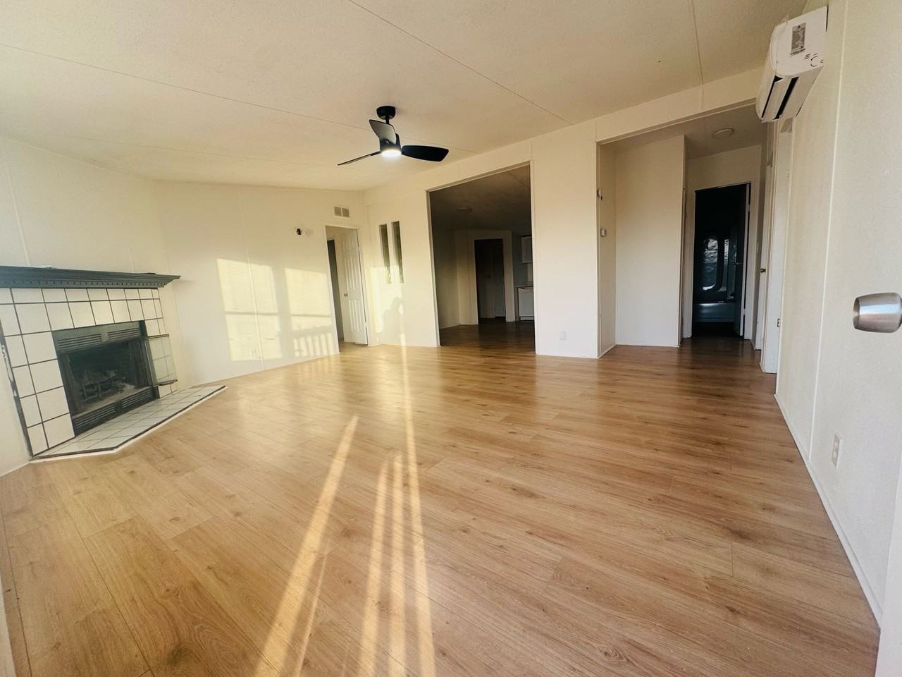 10324 Front St - Photo 2 of 7