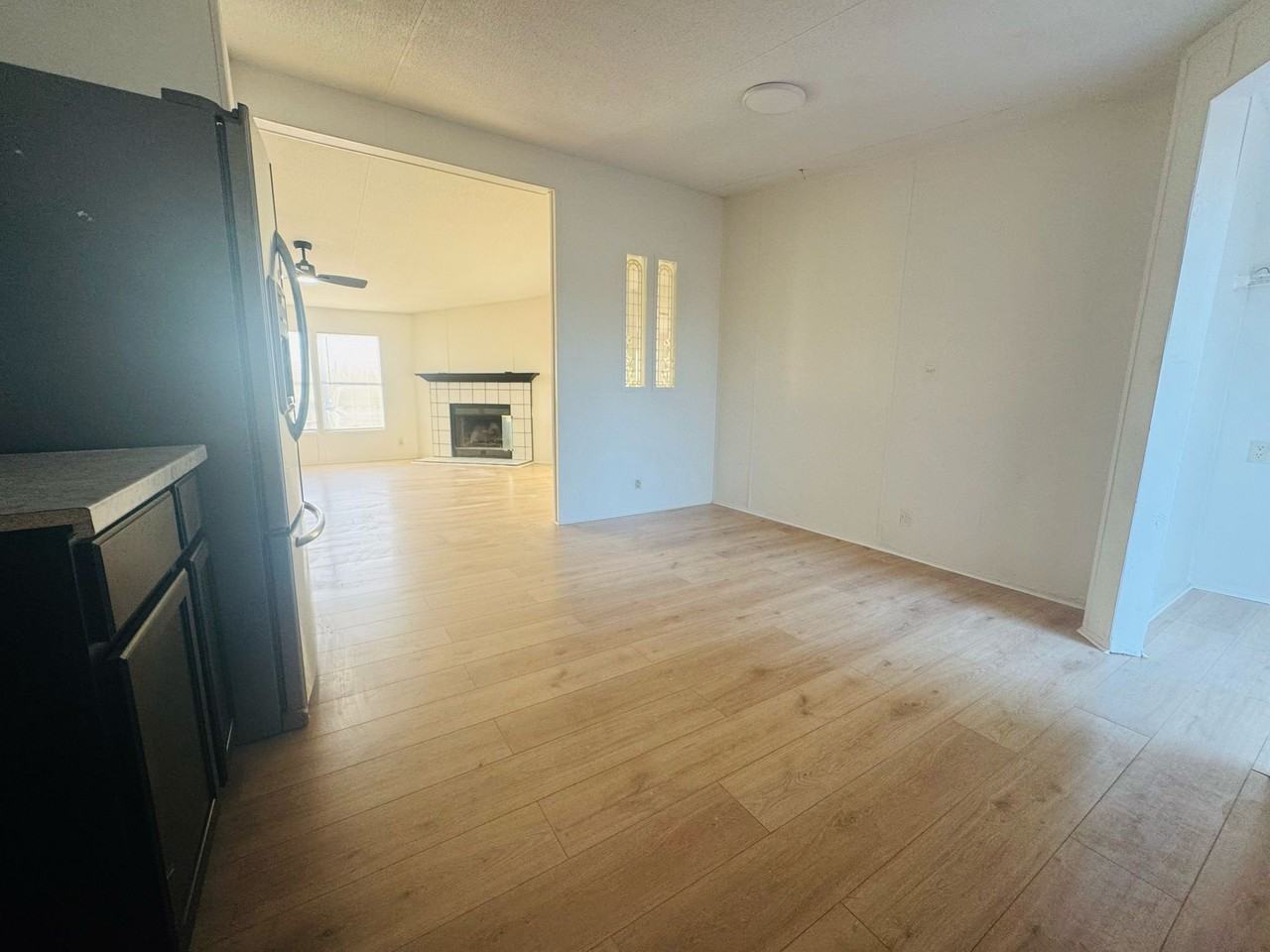 10324 Front St - Photo 4 of 7