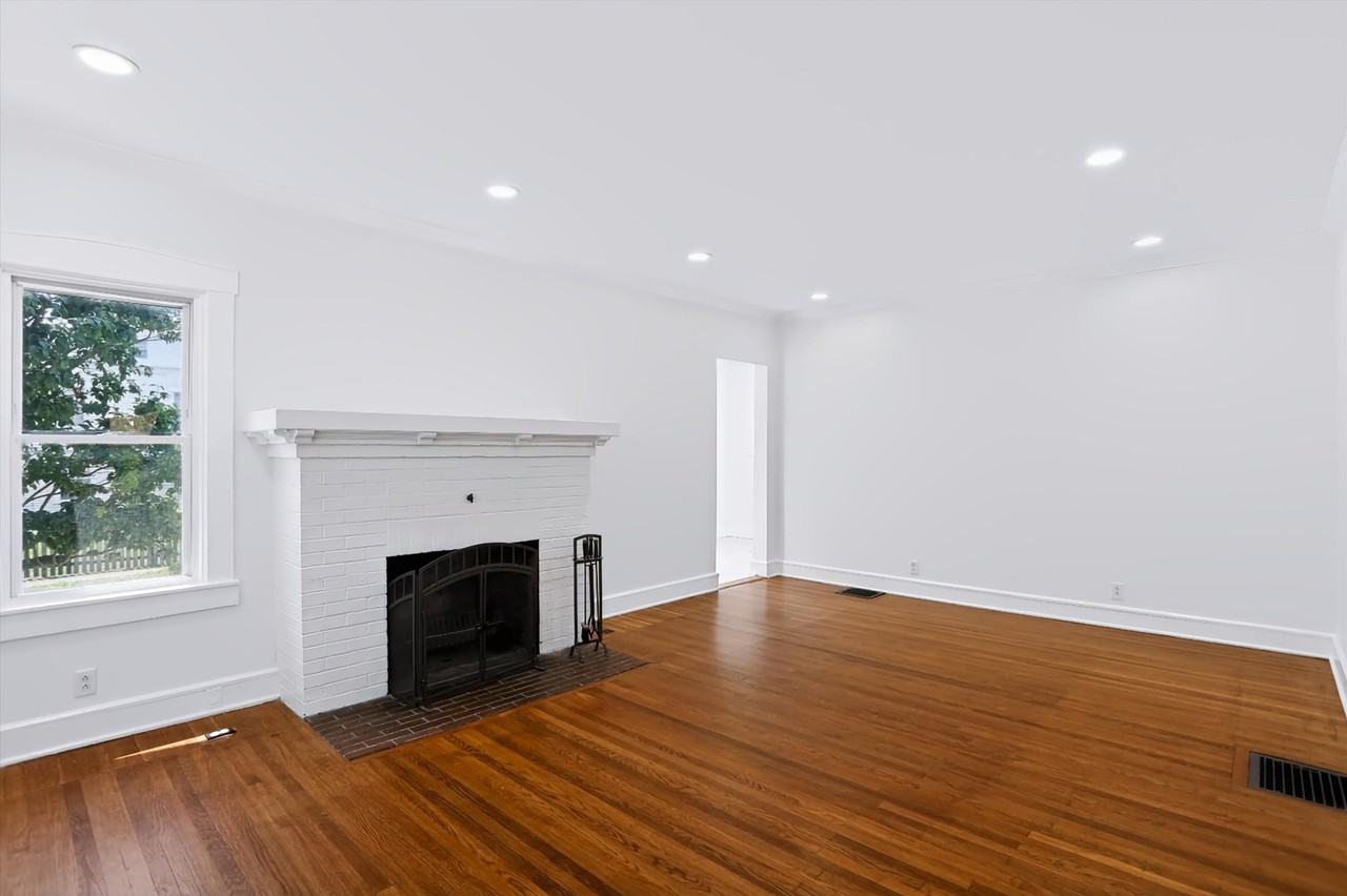 4202 N Capitol Ave - Photo 5 of 20