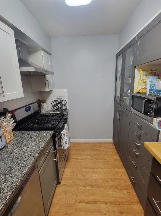 483 Summerwalk Cir - Photo 3 of 13