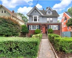 featured image of 558 Argyle Ave