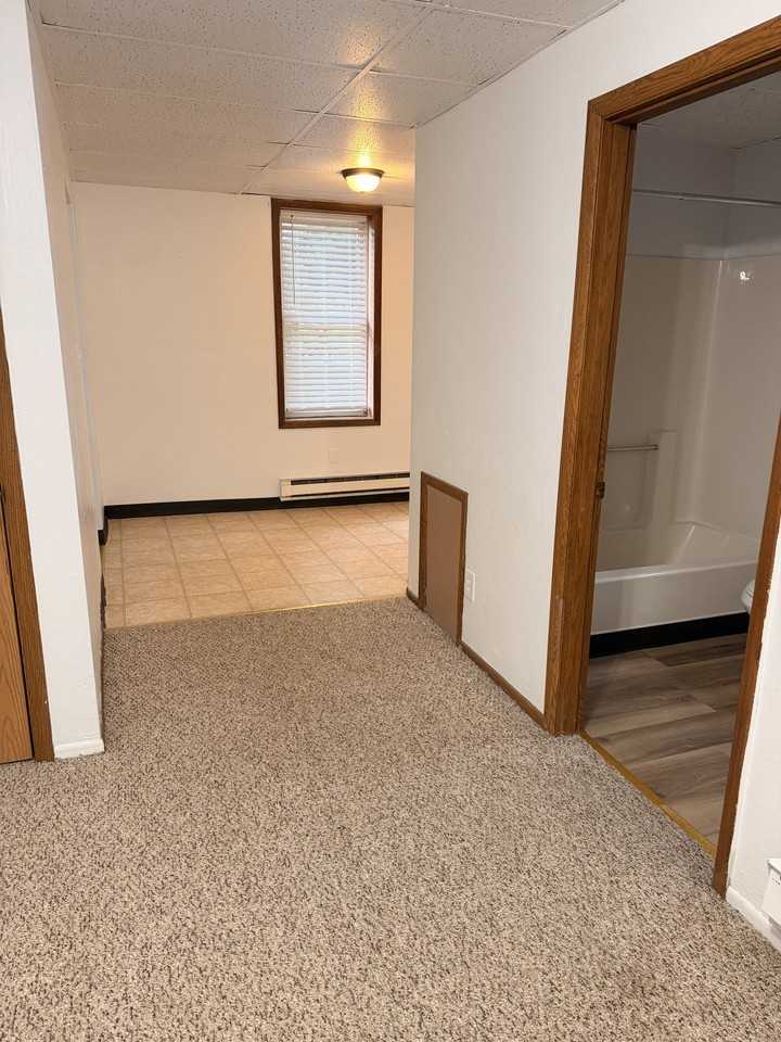 2001 Kenneth Ave #5 - Photo 2 of 9