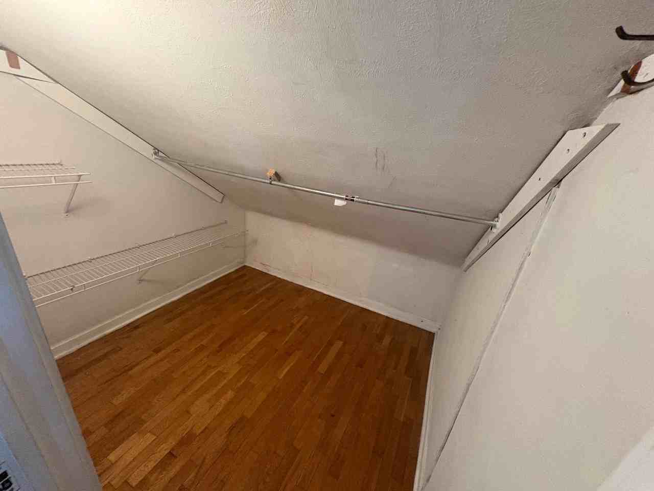 1027 Benjamin Ave Se #2 - Photo 7 of 10