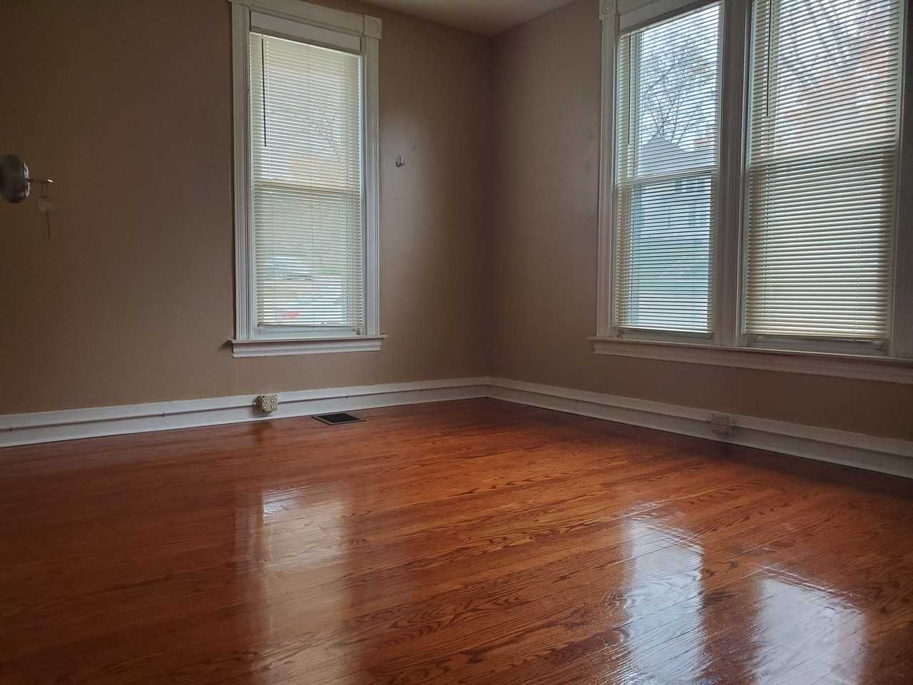 801 W Michigan Ave #1 - Photo 4 of 14
