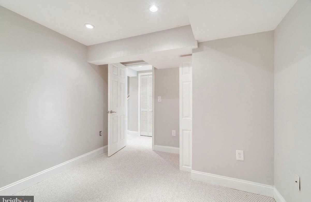 6430 Gildar St - Photo 6 of 12