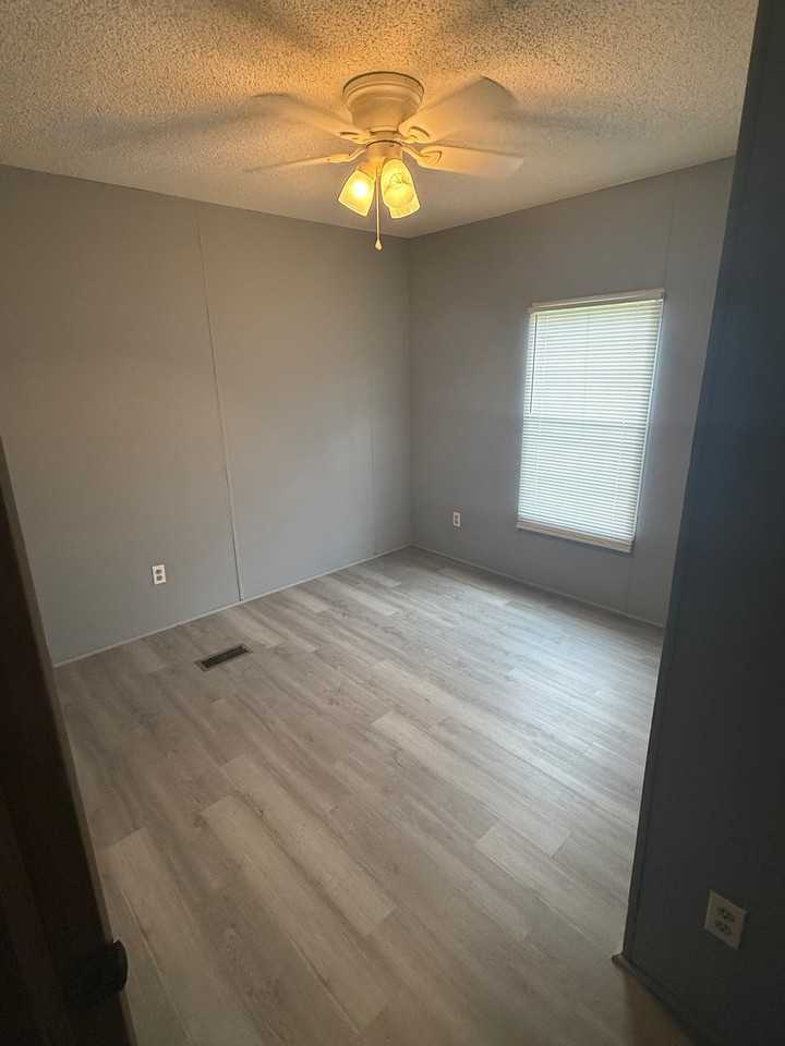 2182 Posey Hill Rd - Photo 3 of 9