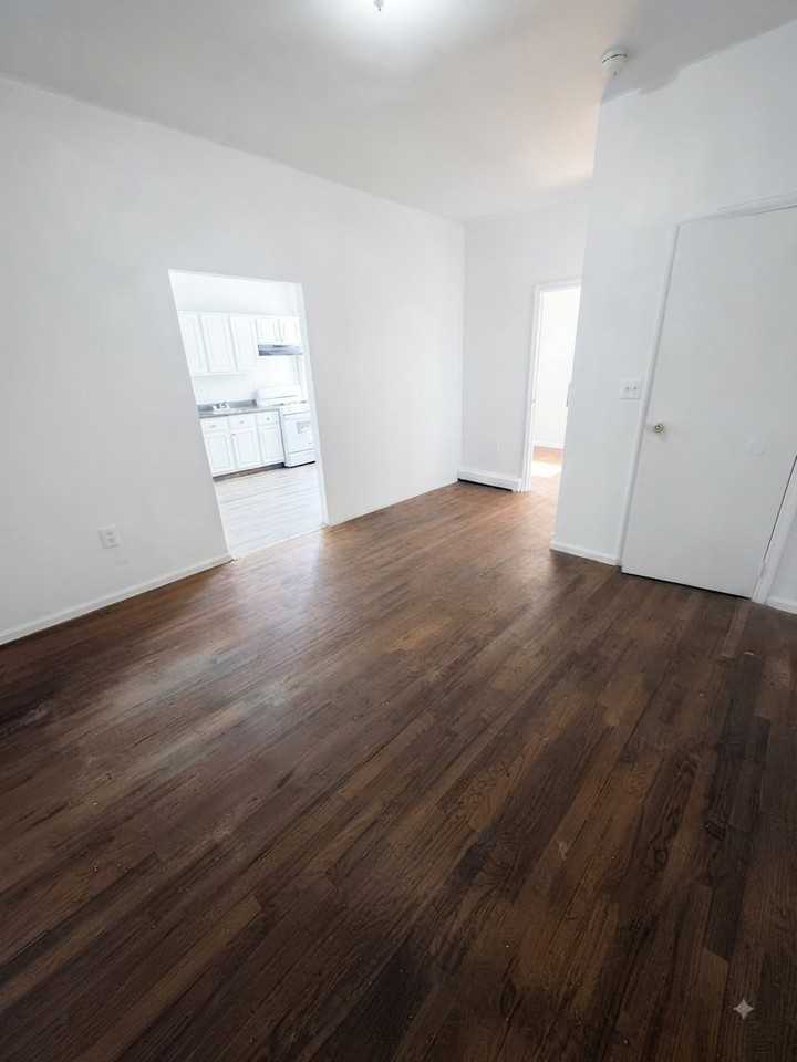 212 Central Ave #3E - Photo 7 of 8