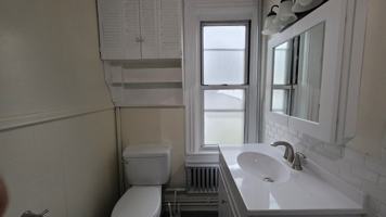 featured image of 407 N Macquesten Pkwy #2