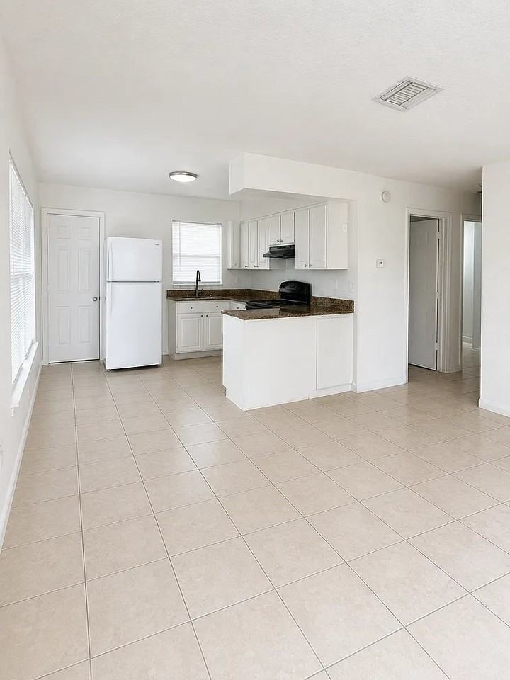 3607 141st Ave #A - Photo 2 of 6
