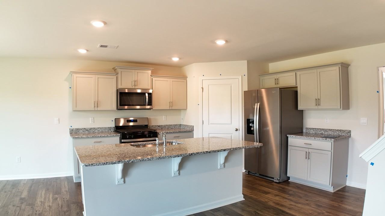 981 Jubilee Trl - Photo 3 of 19