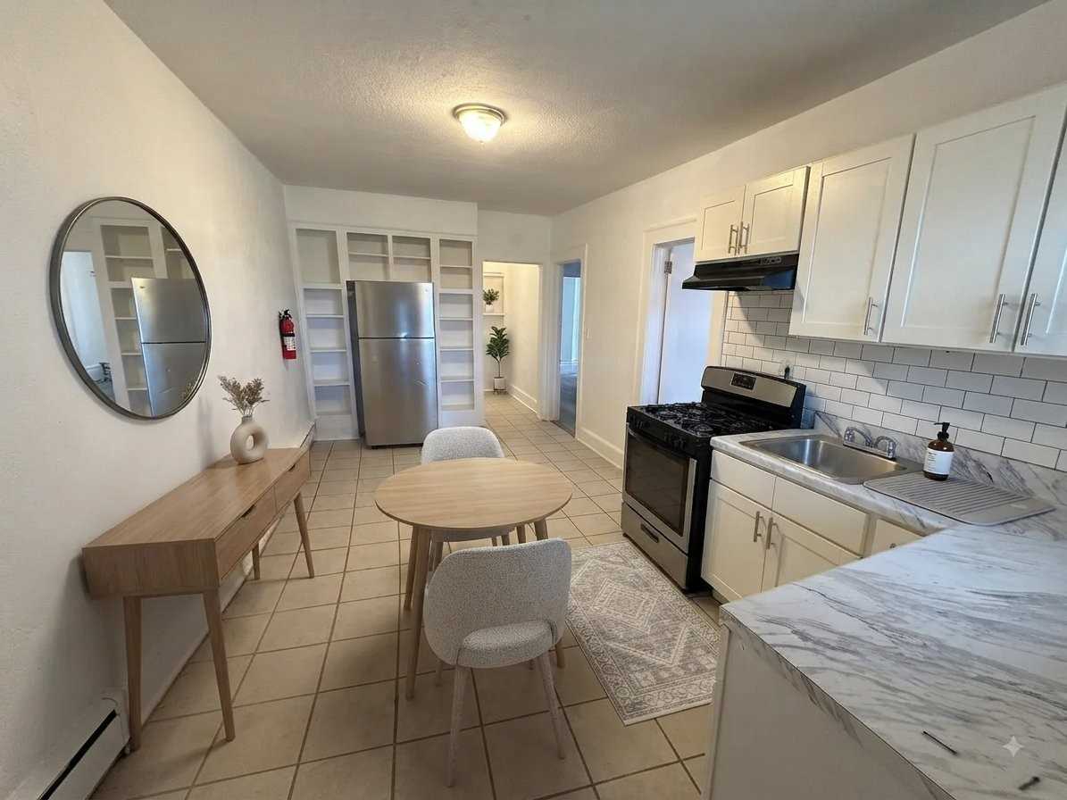 106 S Essex Ave #3 - Photo 2 of 9