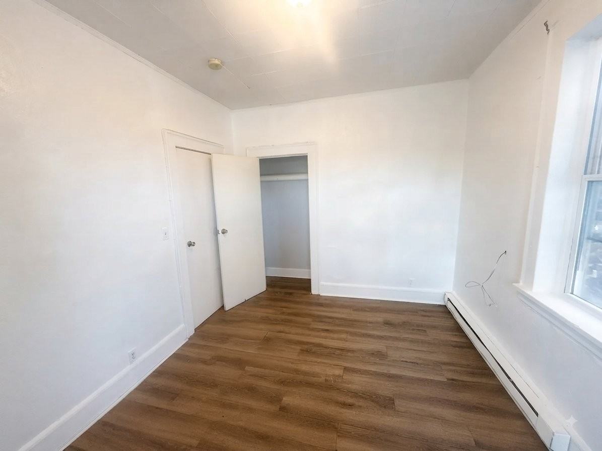 106 S Essex Ave #3 - Photo 6 of 9