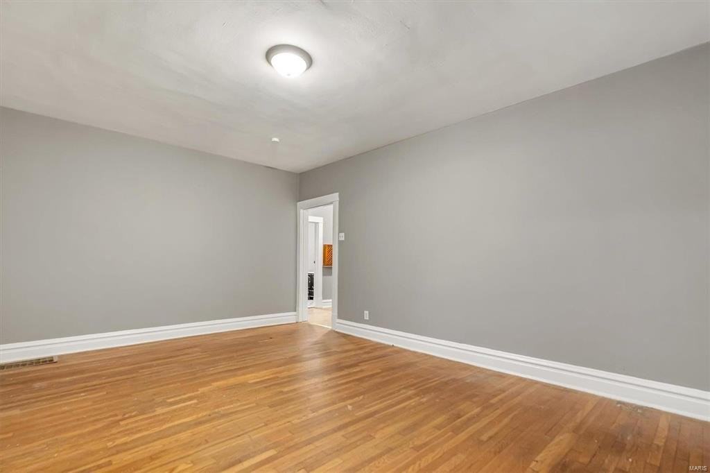 4232 Louisiana Ave - Photo 6 of 12